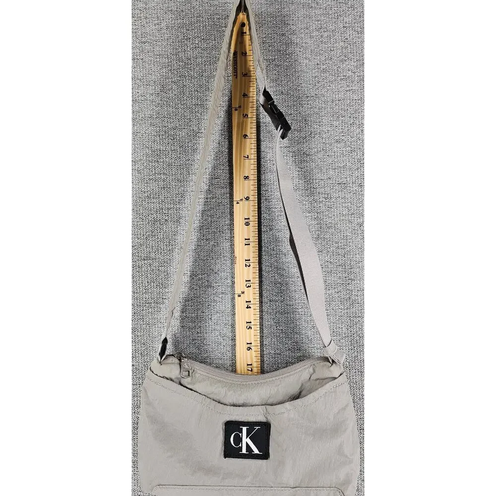 CALVIN KLEIN WOMEN'S GRAY CITY NYLON SHOULDER CROSSBODY BAG LIGHT 10
